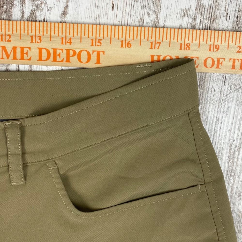 Under Armour Tech Golf Pants Mens 38x30 Khaki Loose Golfcore Performance - Picture 8 of 16
